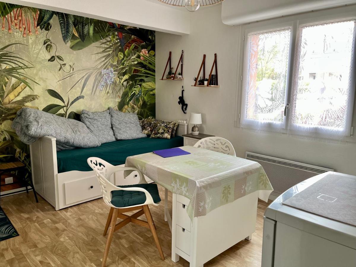 Senane - Joli Studio A 50M De La Plage, Parking Apartment Courseulles-sur-Mer Bagian luar foto